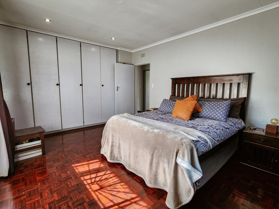3 Bedroom Property for Sale in Vaalpark Free State